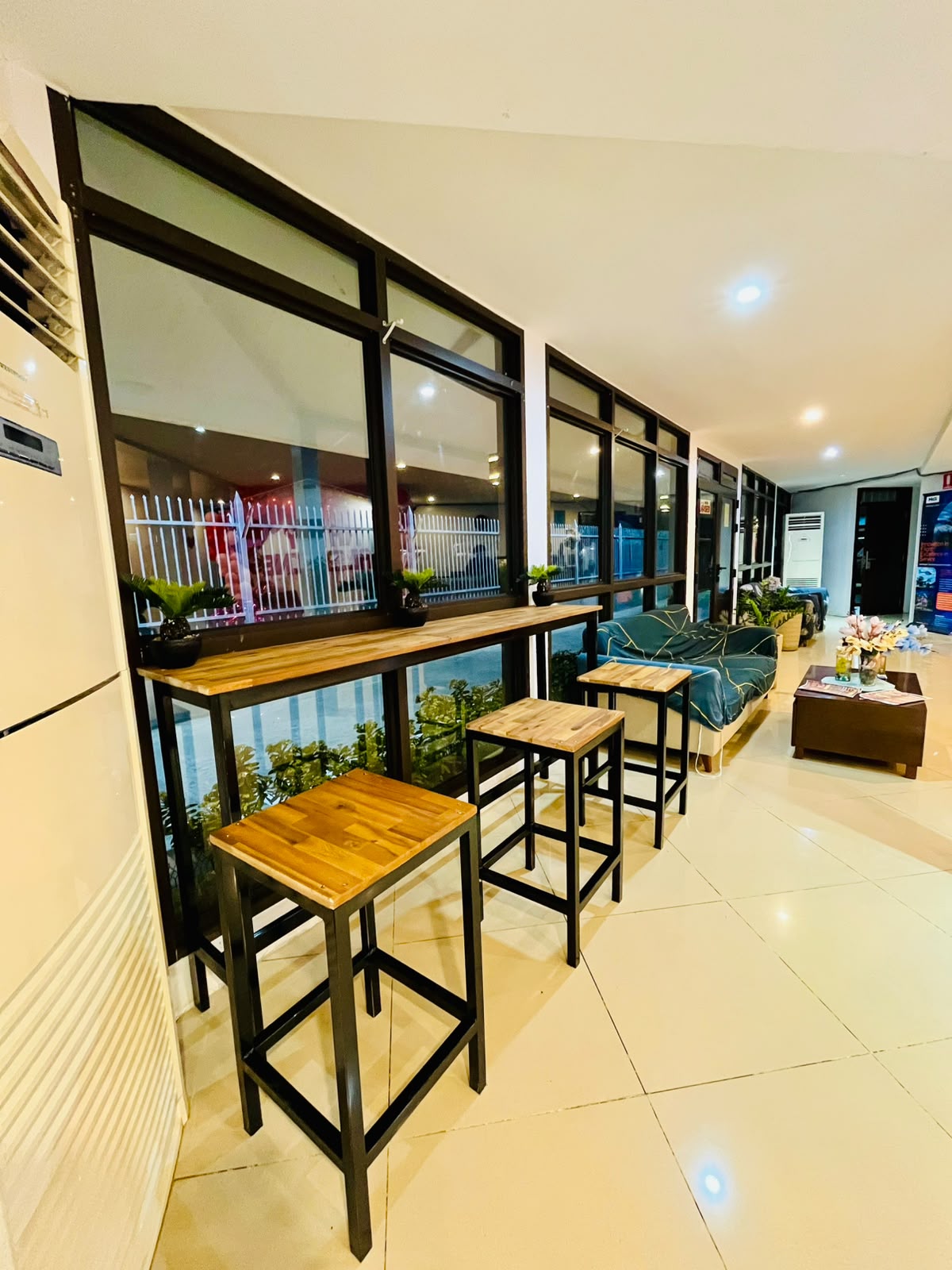 Café bar seating and lounge area